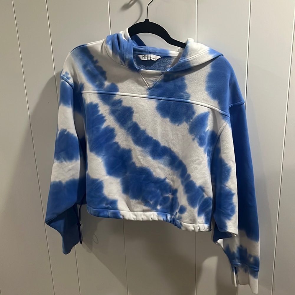 DSG Tie Dye Cropped Hooded Sweatshirt NWOT